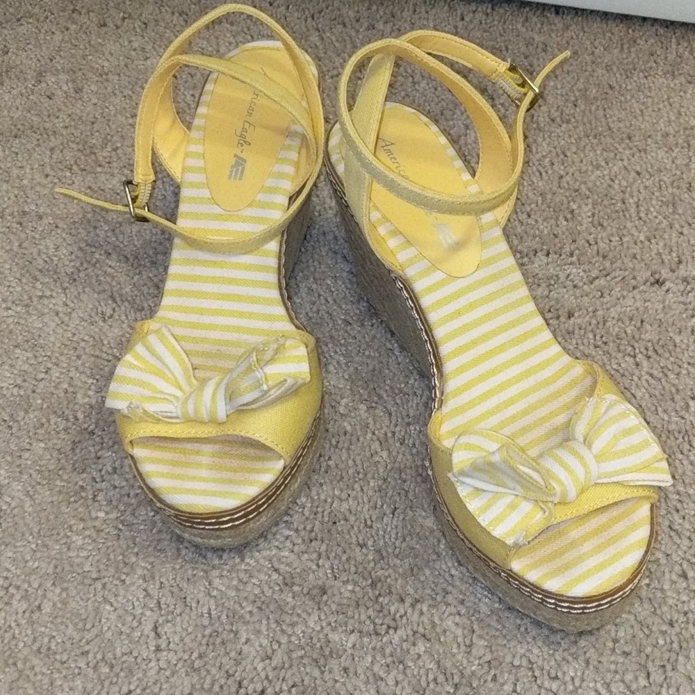 American Eagle Wedges